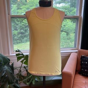 GapFit Motion Seamless Shirt